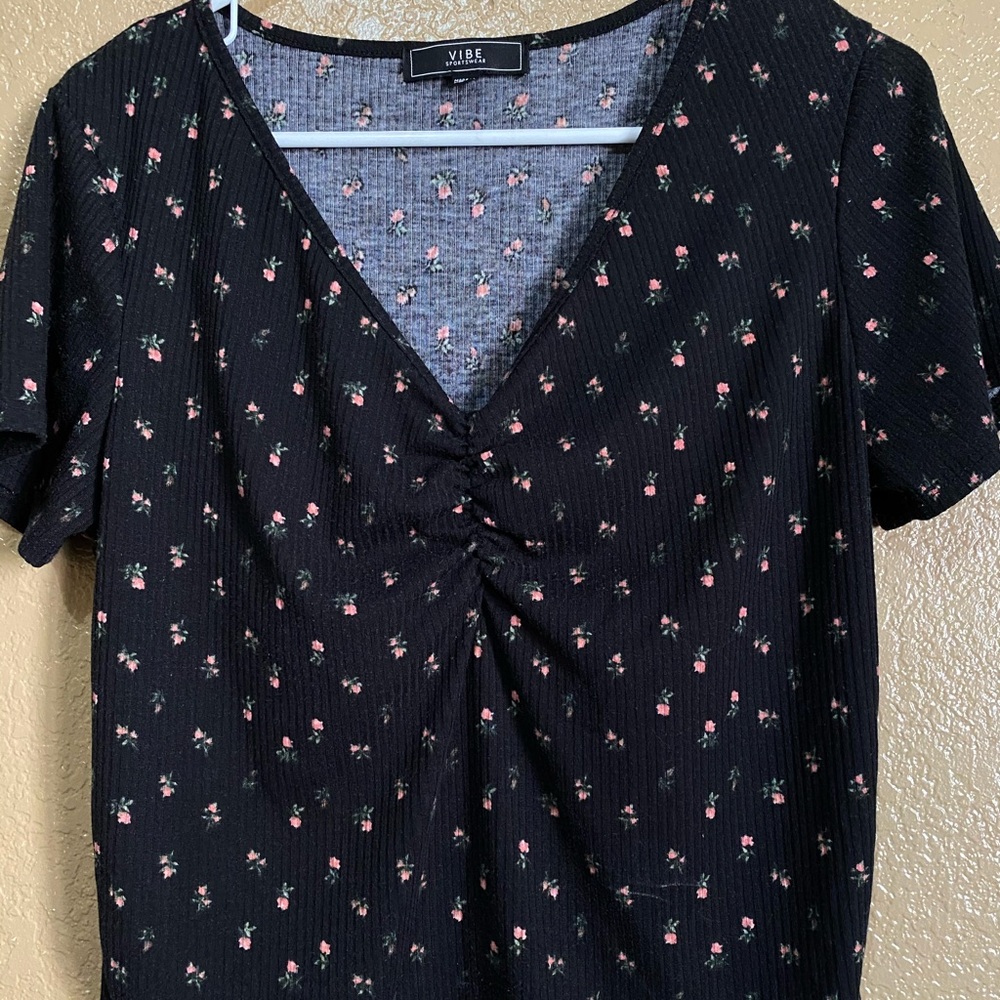 Flower print summer top